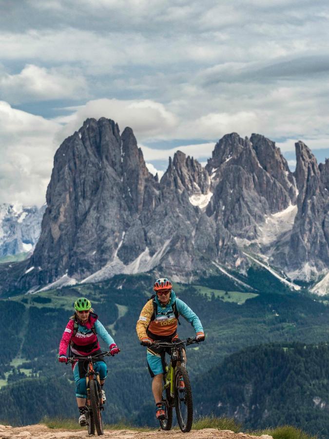 Kedul Lodge Santa Cristina Val Gardena Eksteriør bilde