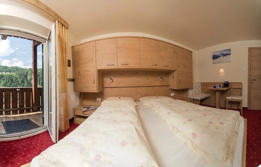 Kedul Lodge Santa Cristina Val Gardena Rom bilde